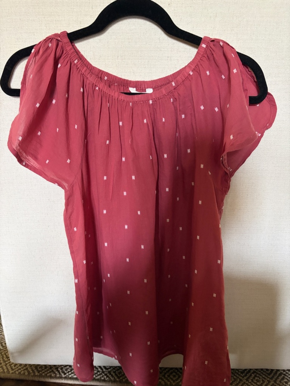Caslon Off-Shoulder Blouse in Rose with White Micro Dots